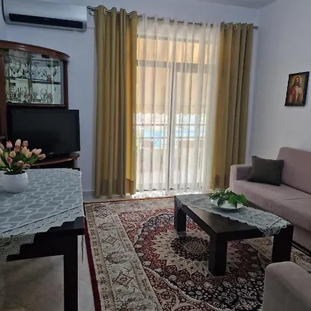 Homemaker 아파트